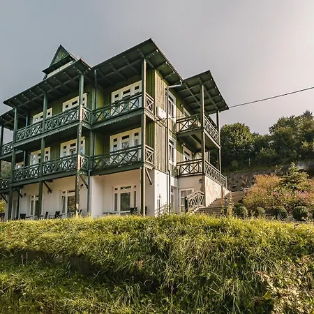 Tecza B&B 슈차브니차