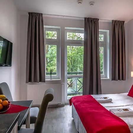 Tecza Bed & Breakfast 3*