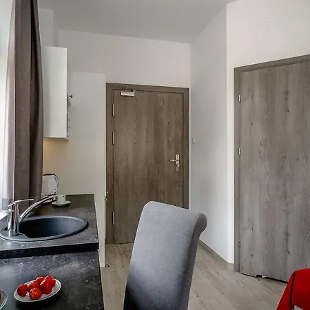 Nocleg ze śniadaniem Tęcza 3*