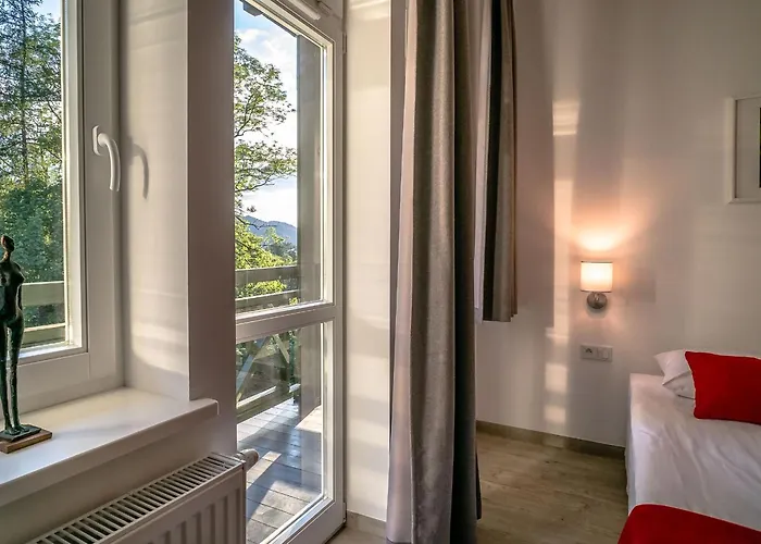 Tecza Bed & Breakfast 3*